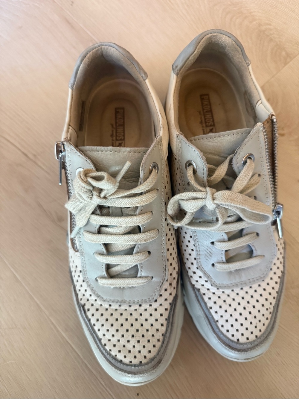PIKOLINOS Women's Perforated Lace-Up Sneakers in Light Beige